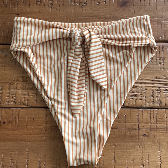 Yellow and brown high waisted swimsuit - Picture 2 of 4